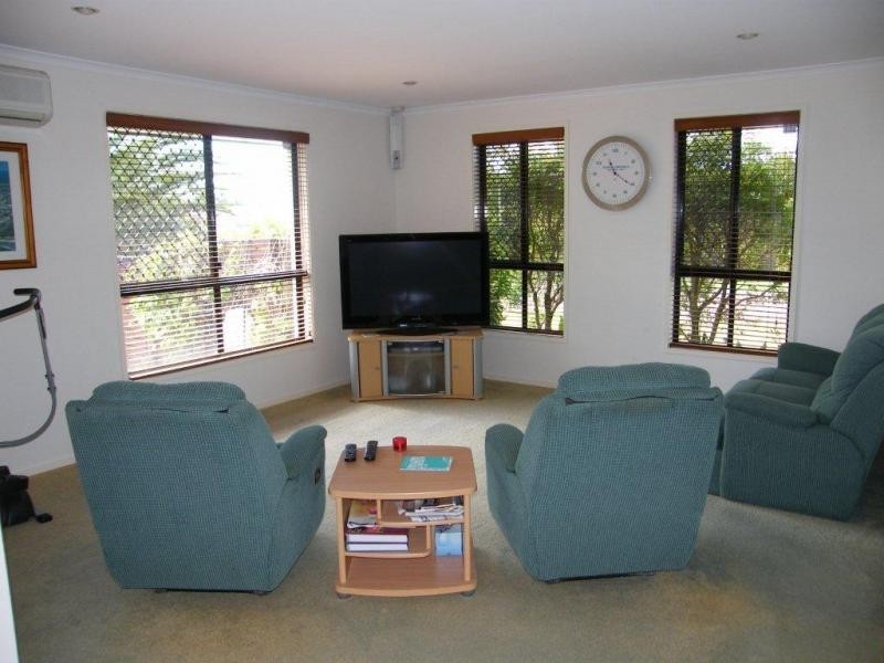 6 Holmes Street, Currimundi QLD 4551