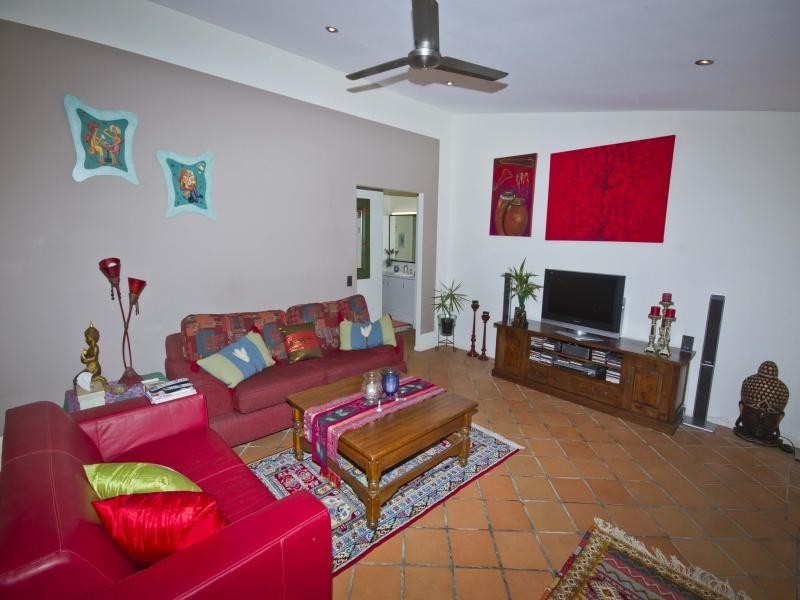 14 Rhodes Place, Aroona QLD 4551