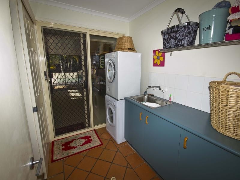 14 Rhodes Place, Aroona QLD 4551