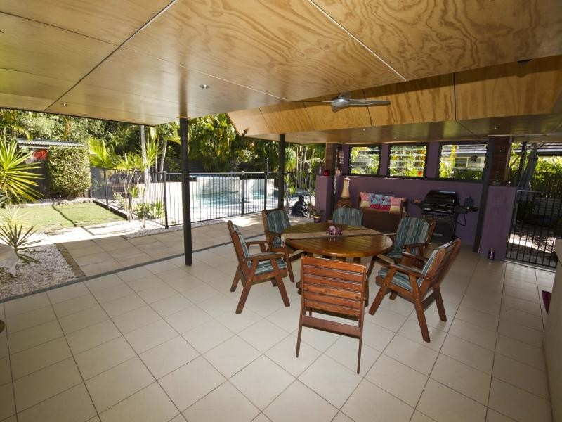 14 Rhodes Place, Aroona QLD 4551