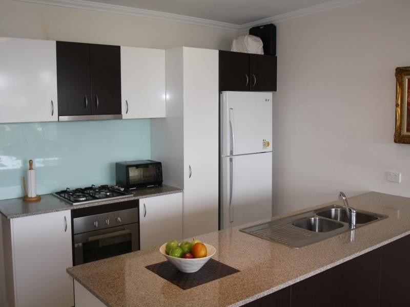 110/101 Clarence Road, Indooroopilly QLD 4068