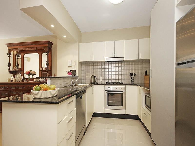 2/10 Vernon Terrace, Teneriffe QLD 4005