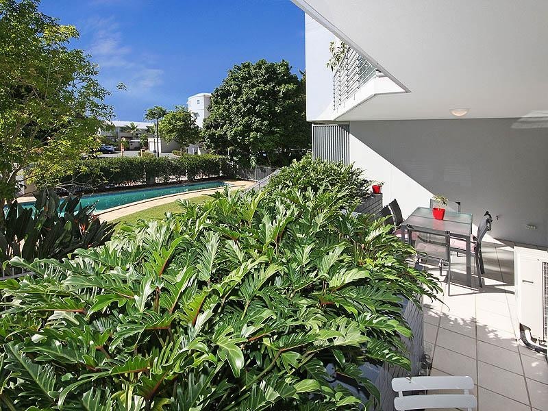 2/10 Vernon Terrace, Teneriffe QLD 4005