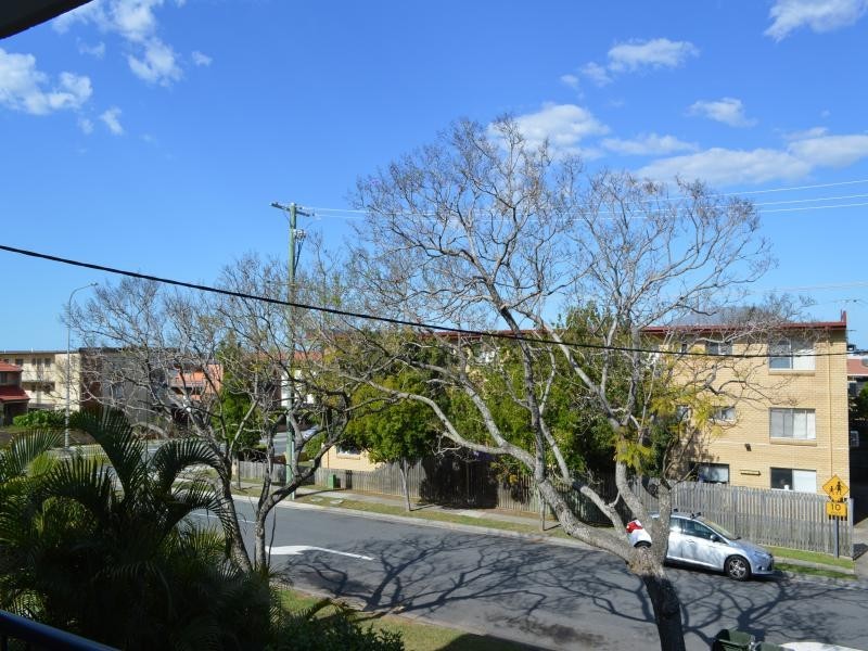2/7 Khartoum Street, Gordon Park QLD 4031