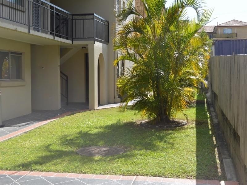 2/7 Khartoum Street, Gordon Park QLD 4031