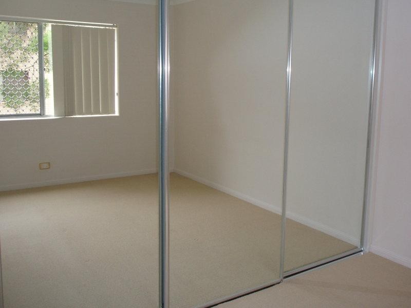 4/107 Sherwood Road, Toowong QLD 4066