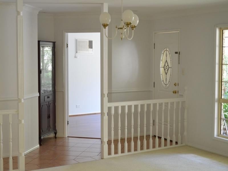 16 Monet Crescent, Mackenzie QLD 4156