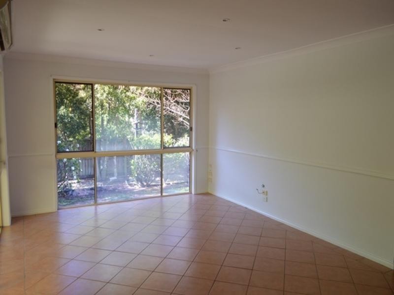 16 Monet Crescent, Mackenzie QLD 4156