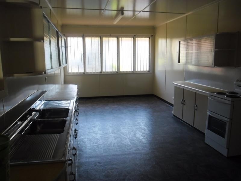 41a Macquarie Street, Booval QLD 4304