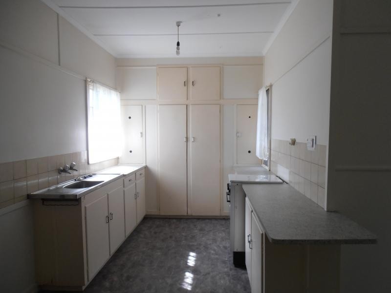 2/2 Gilmore Street, Leichhardt QLD 4305