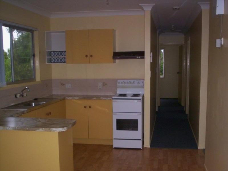 31 Vineyard Street, One Mile QLD 4305