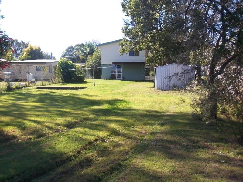 31 Vineyard Street, One Mile QLD 4305