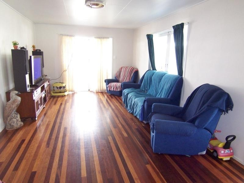 23 Denman Street, Leichhardt QLD 4305