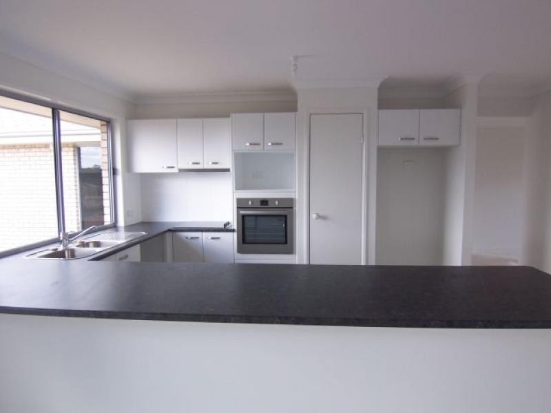 lot 206 ( number 101) Sunview Rd, Springfield QLD 4300