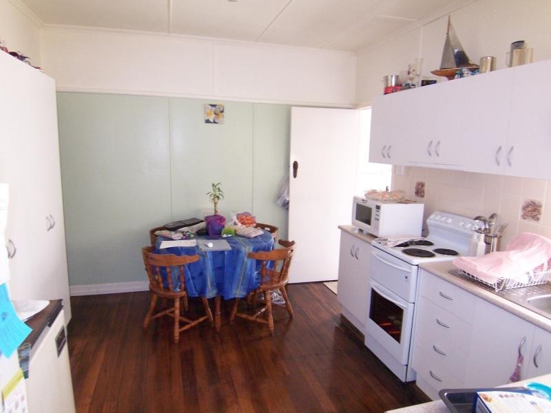 27 Vineyard, One Mile QLD 4305