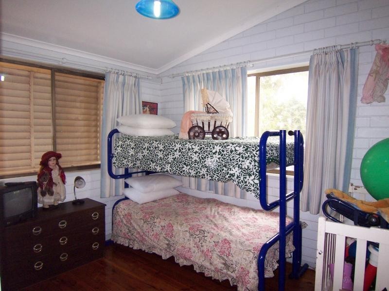 955 Pine Mountain Rd, Pine Mountain QLD 4306