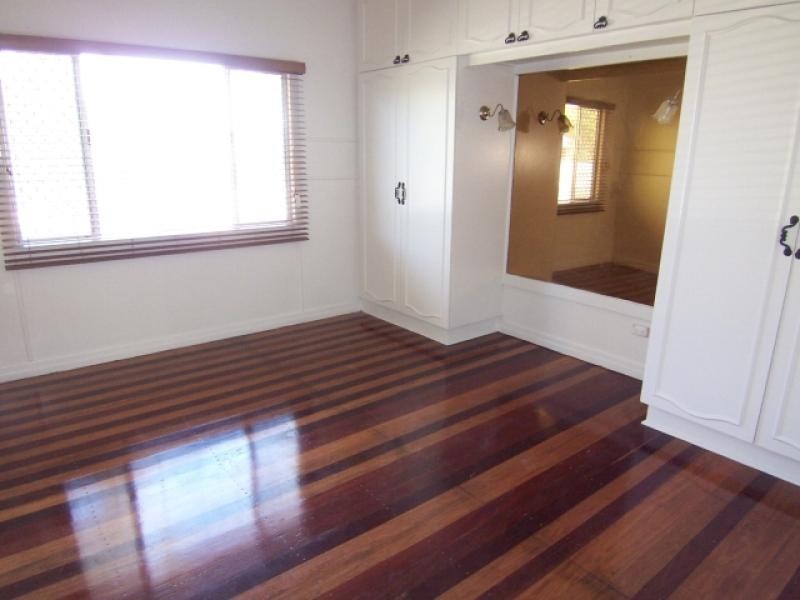 79 Woodford Street, One Mile QLD 4305