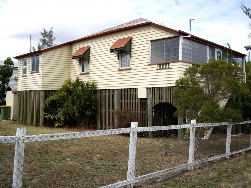 84 Thorn Street, Ipswich QLD 4305