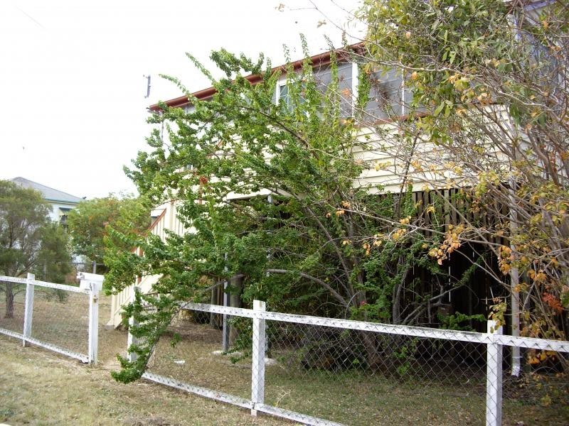 84 Thorn Street, Ipswich QLD 4305