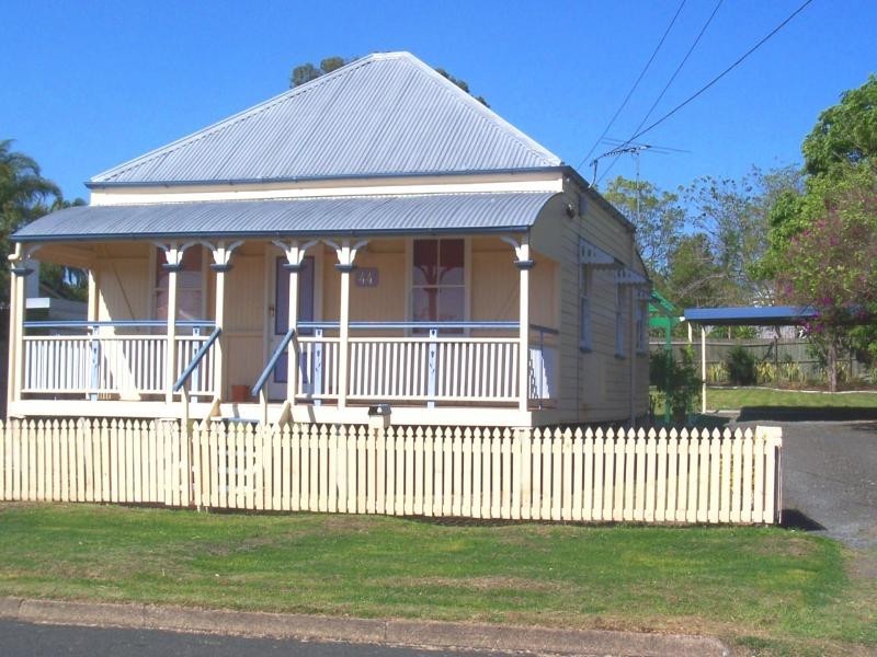 44 FREDERICK STREET, Newtown QLD 4305