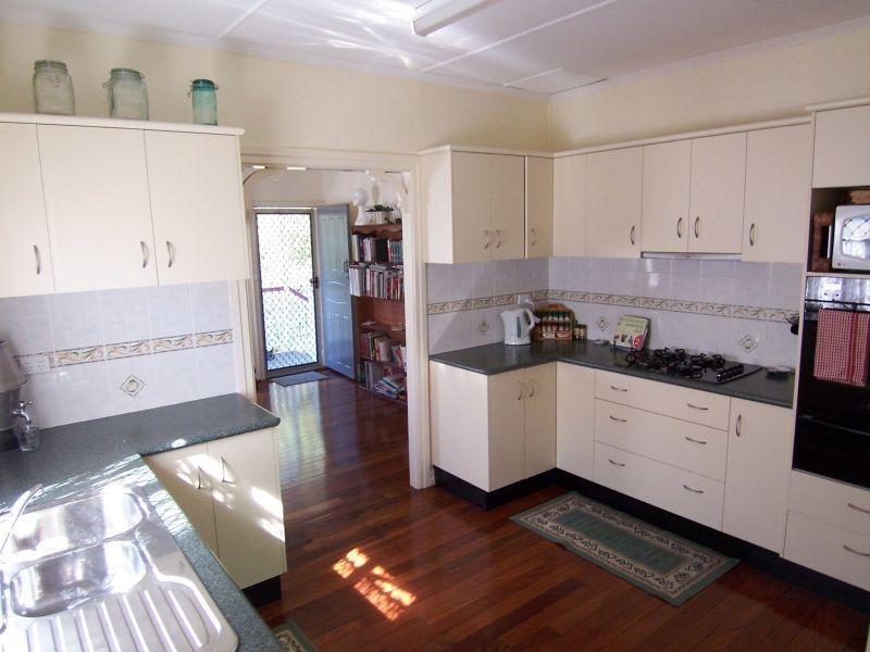 14 Orchard Street, Eastern Heights QLD 4305