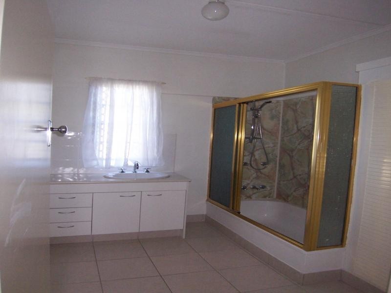 14 Warrell Street, West Ipswich QLD 4305