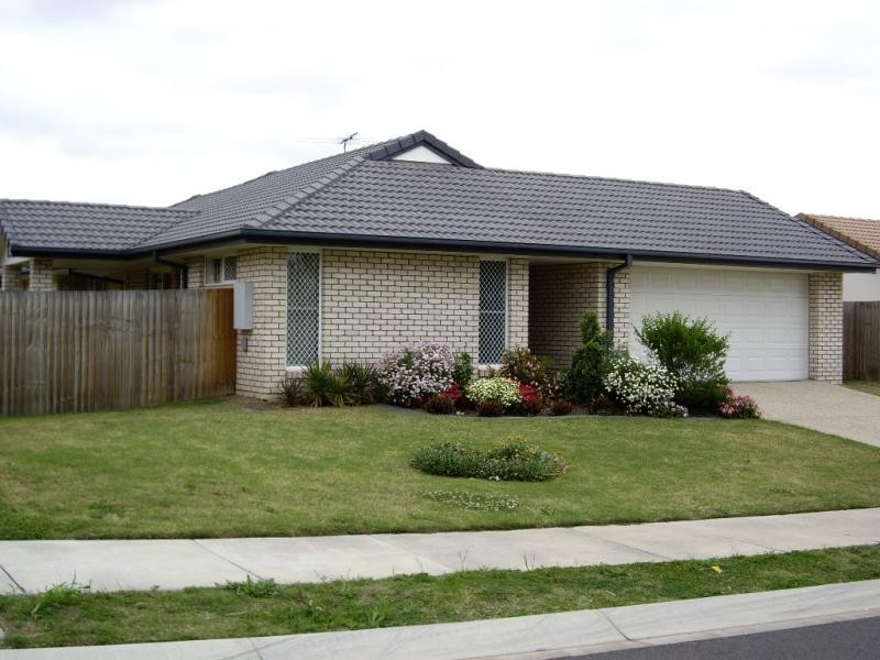 4 MALLER CRESENT, Redbank Plains QLD 4301