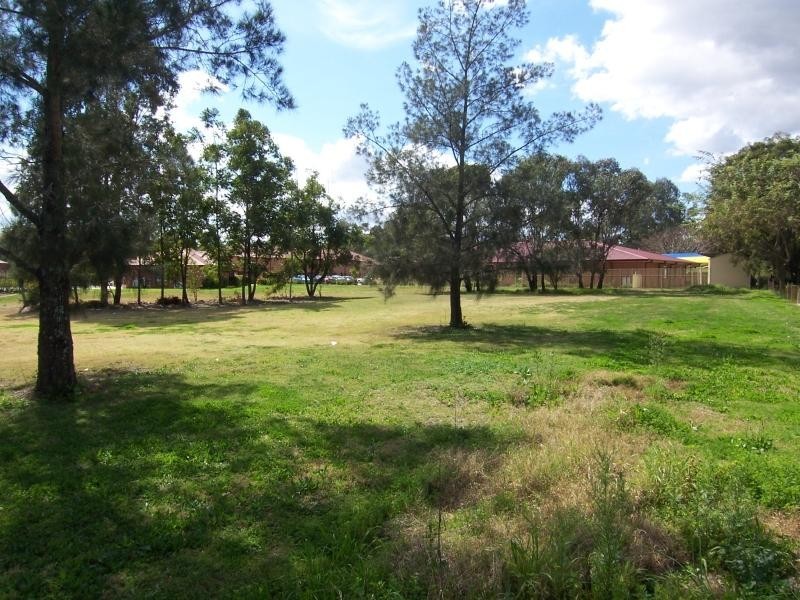 195 Warwick Rd, Churchill QLD 4305