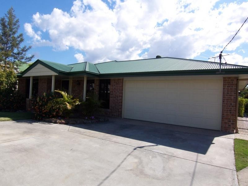 85 South Station Rd, Silkstone QLD 4304