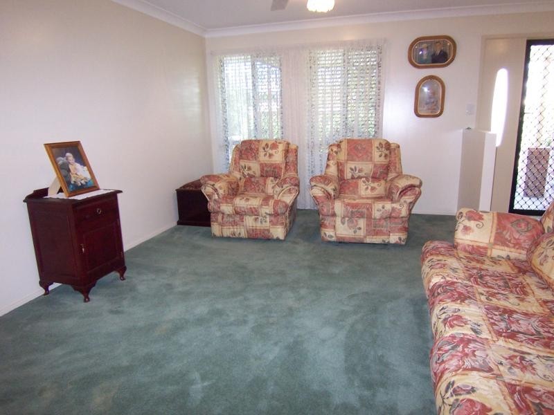 85 South Station Rd, Silkstone QLD 4304