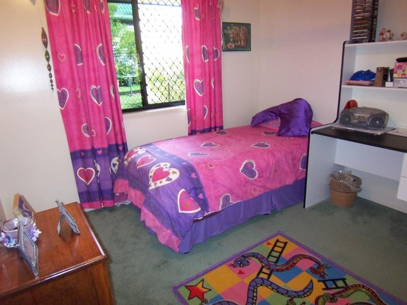 85 South Station Rd, Silkstone QLD 4304