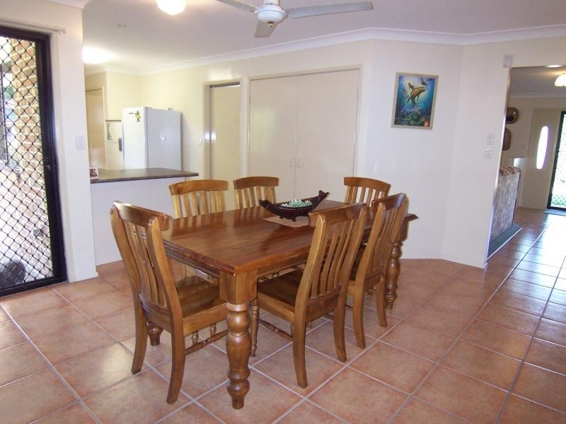 85 South Station Rd, Silkstone QLD 4304