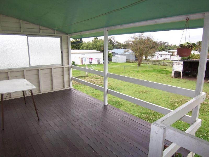 48 Bourke Street, Brassall QLD 4305