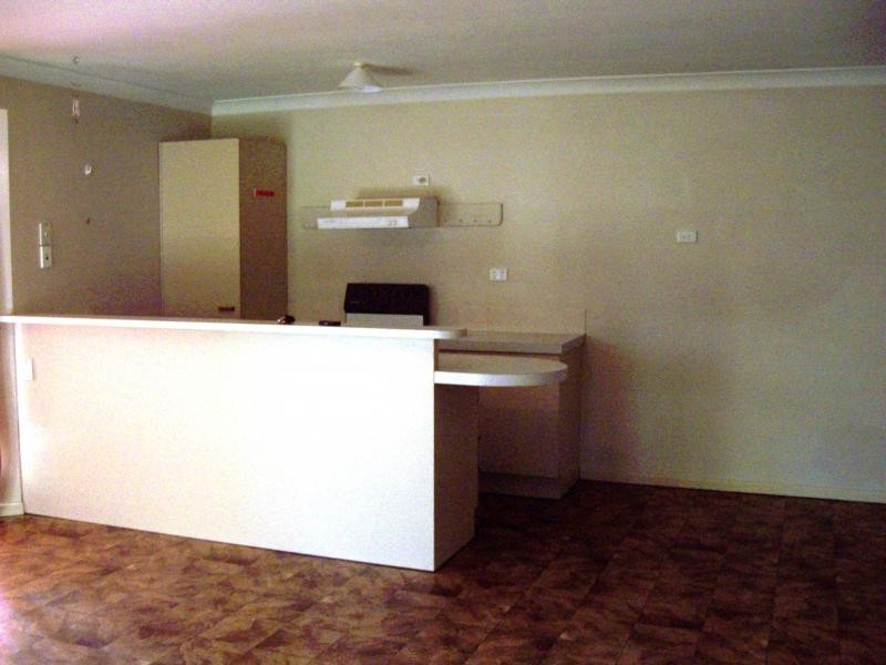 1/16 KINGSTON WAY, Raceview QLD 4305