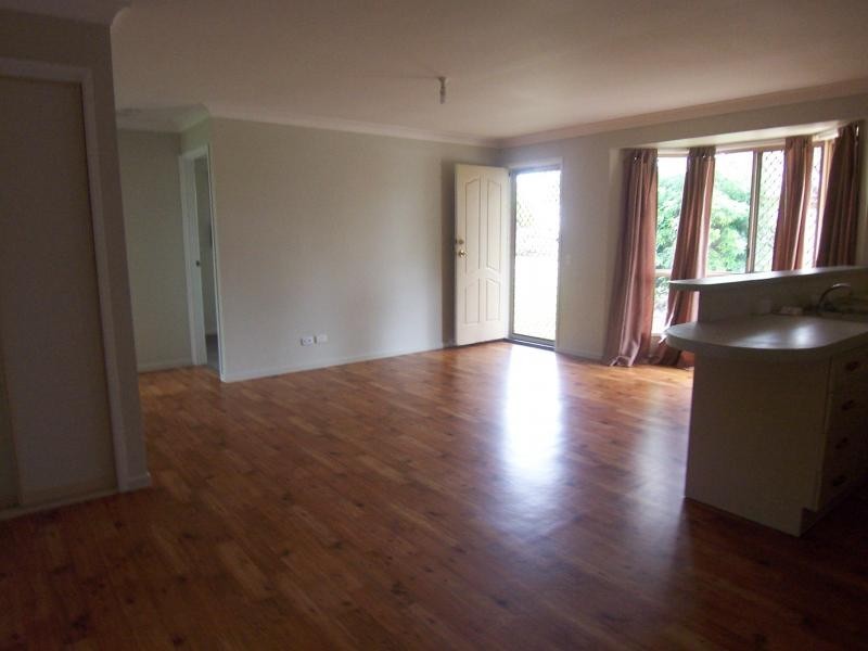 1/16 Kingston Way, Raceview QLD 4305