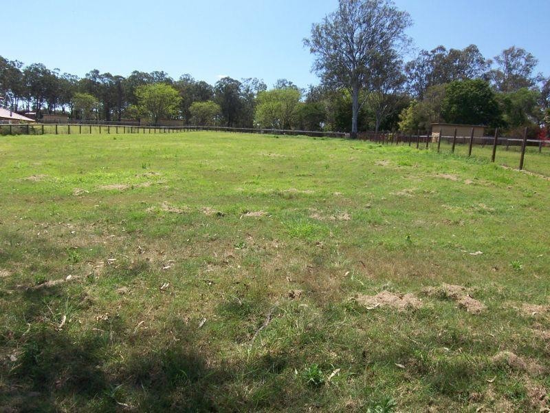 83 Chalk Street, Wulkuraka QLD 4305