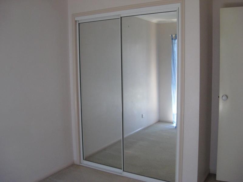 1/26 CAMBRIDGE STREET, Silkstone QLD 4304