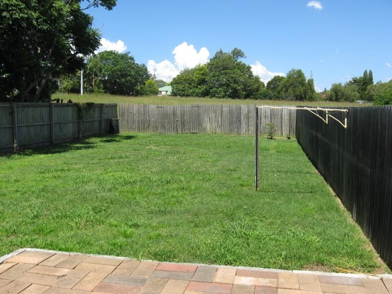 1/26 CAMBRIDGE STREET, Silkstone QLD 4304