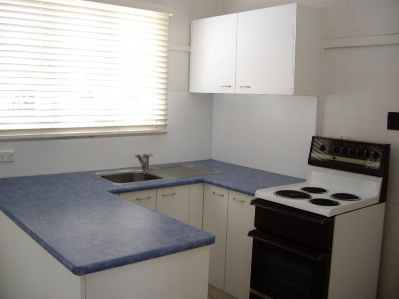 2 GEORGE LANE, Ipswich QLD 4305