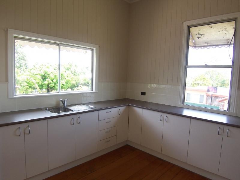4 Wall Street, Bundamba QLD 4304