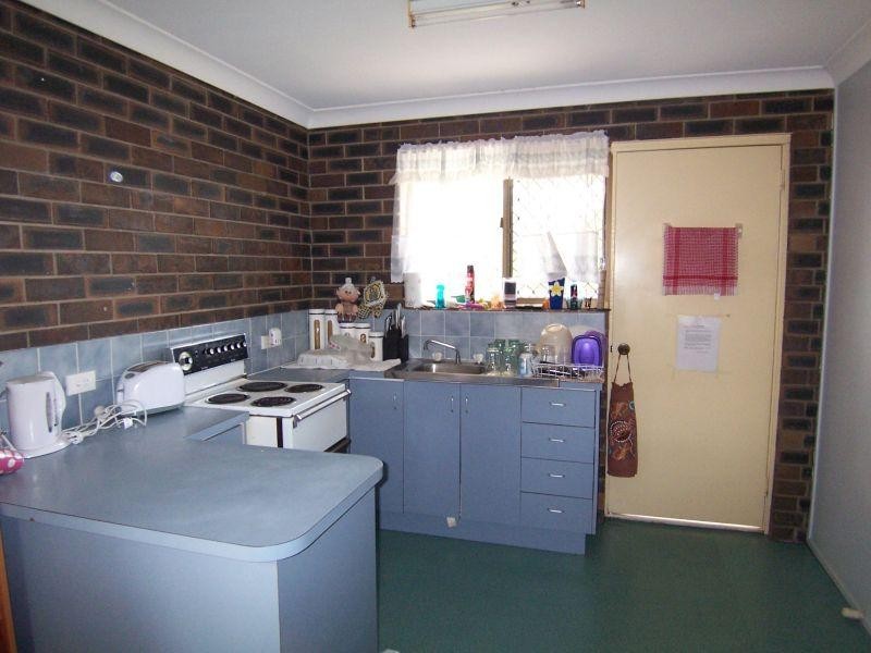 3/160 Glebe Rd, Booval QLD 4304