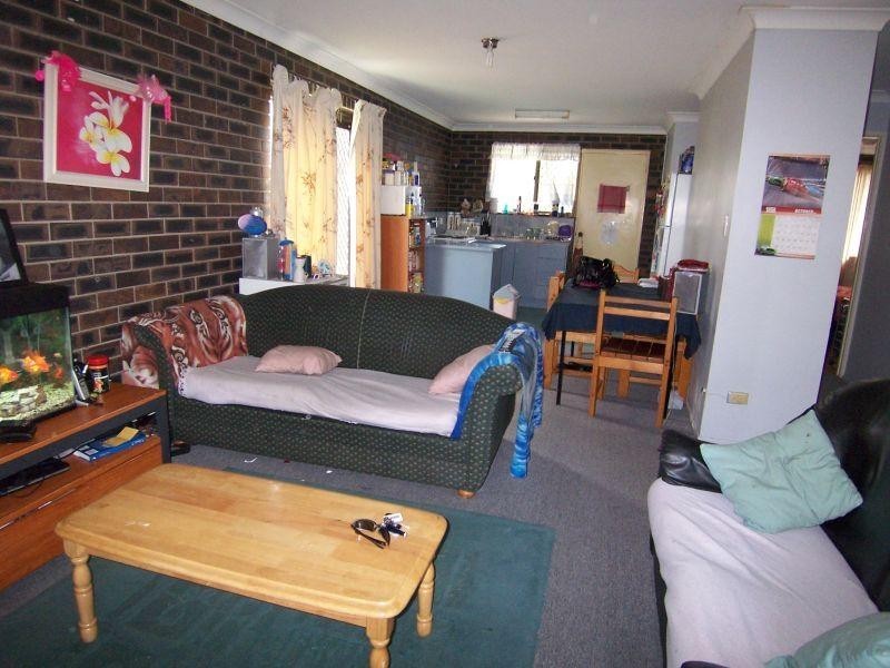 3/160 Glebe Rd, Booval QLD 4304