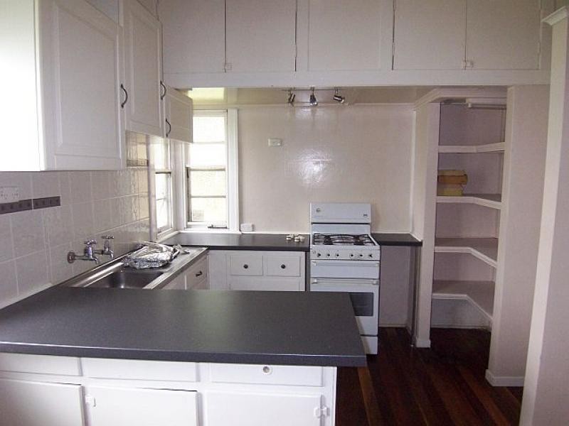28 Chermside Road, Eastern Heights QLD 4305