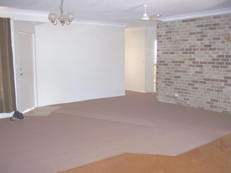 17a ALICE ST, Blackstone QLD 4304