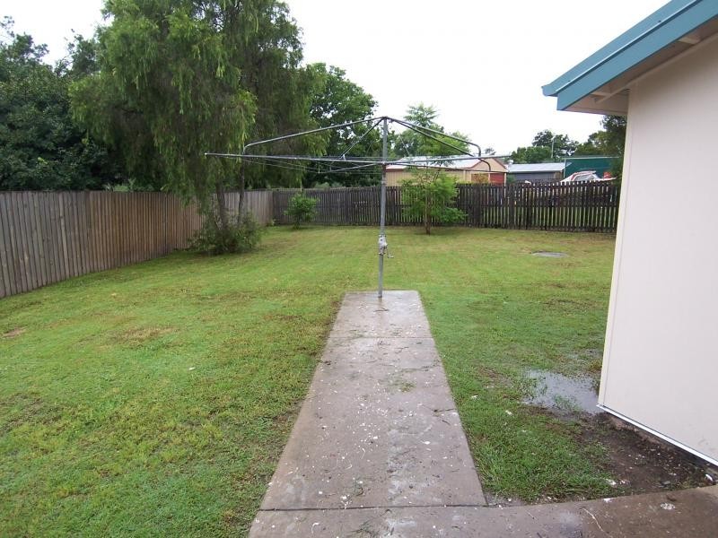 12 Casey St, Leichhardt QLD 4305