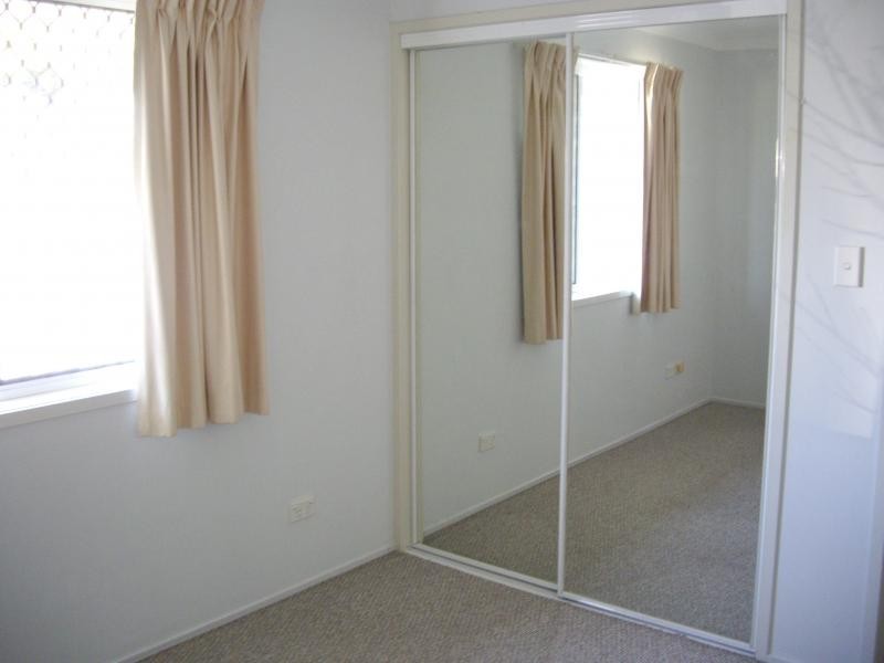 1/42 Smith st, North Ipswich QLD 4305