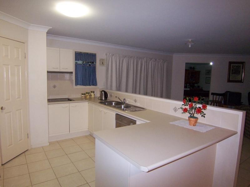 2 Ivanhoe Place, Brassall QLD 4305