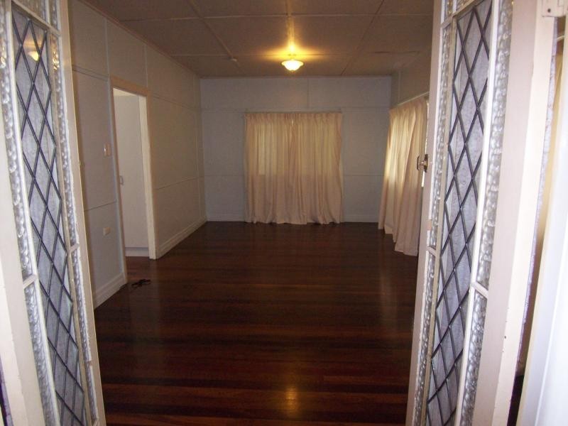 45 Dudleigh St, North Booval QLD 4304