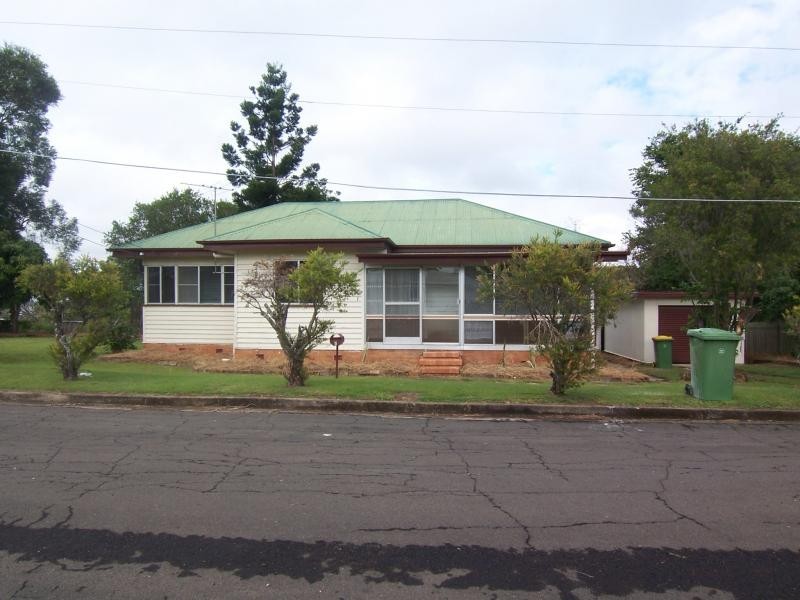 1 Coppin Street, Woodend QLD 4305