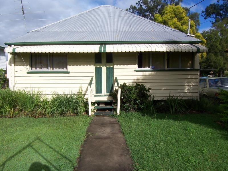 21 Chubb Street, One Mile QLD 4305